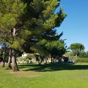  Couette-café Halte En Provence France