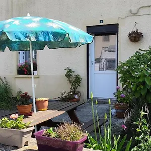 Couette-café Chez Merlyn France